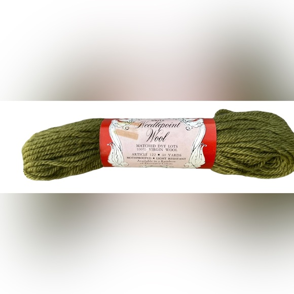 Moss Green VTG NOS Scovill Dritz Luxury 100% Virgin Wool Needlepoint 40 yds - Picture 1 of 4